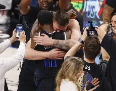 欧博官网-欧锦赛奥格涅诺维奇单手传后三视频